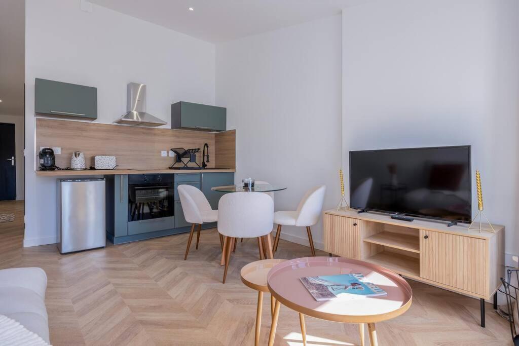 La Suite D'Orbigny En Hyper Centre La Rochelle  Exterior photo